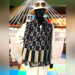 BUNDLE LABUBU / FENDI Vintage FF Zucca Wool Scarf Black Tan Reversible Logo